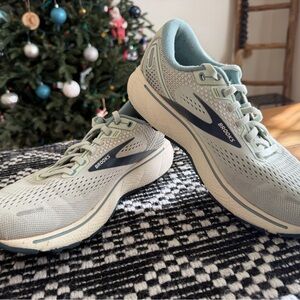 Brooks Ghost 14 Women's Running Shoes - Light Blue